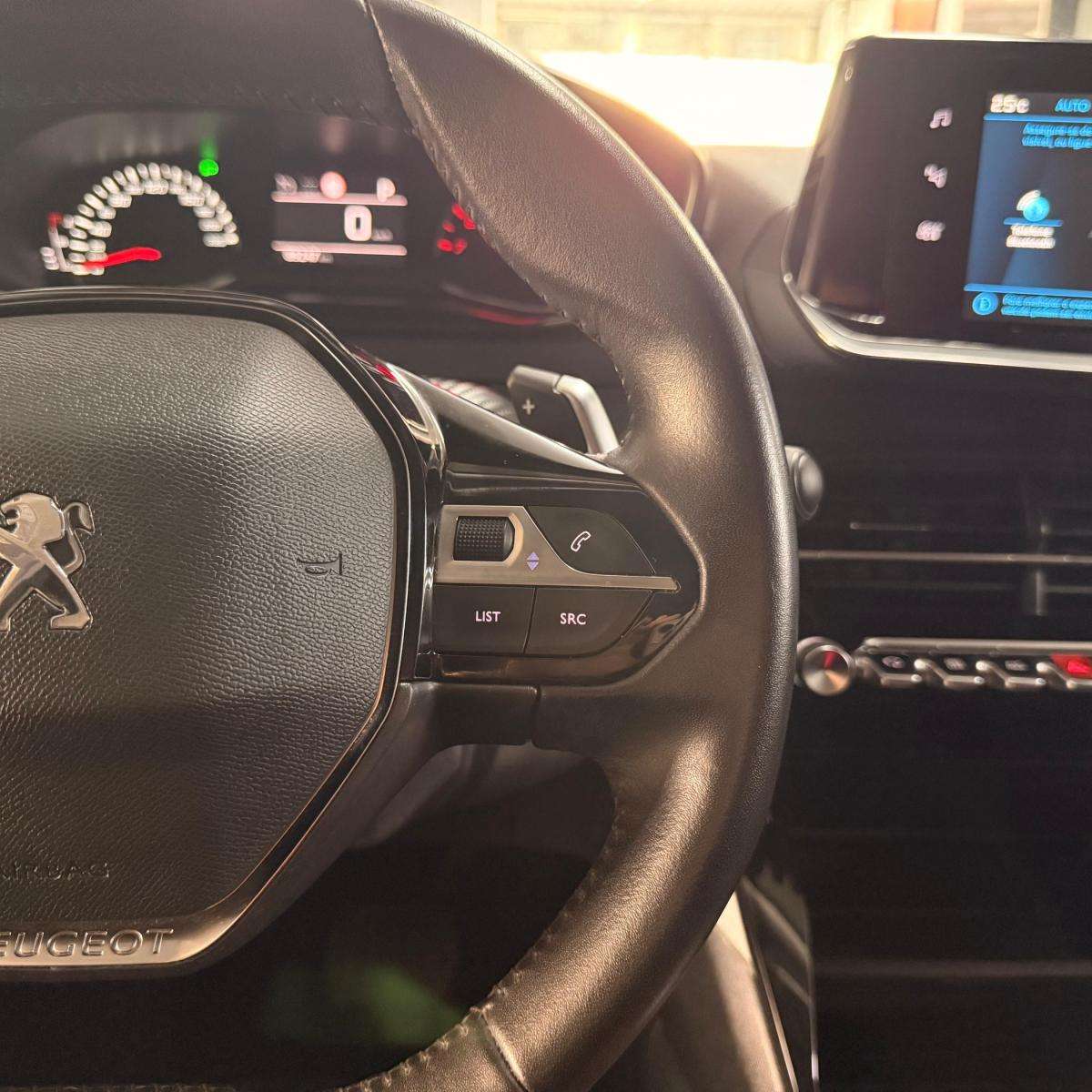 peugeot-2008-2022-gasolina-1199cc