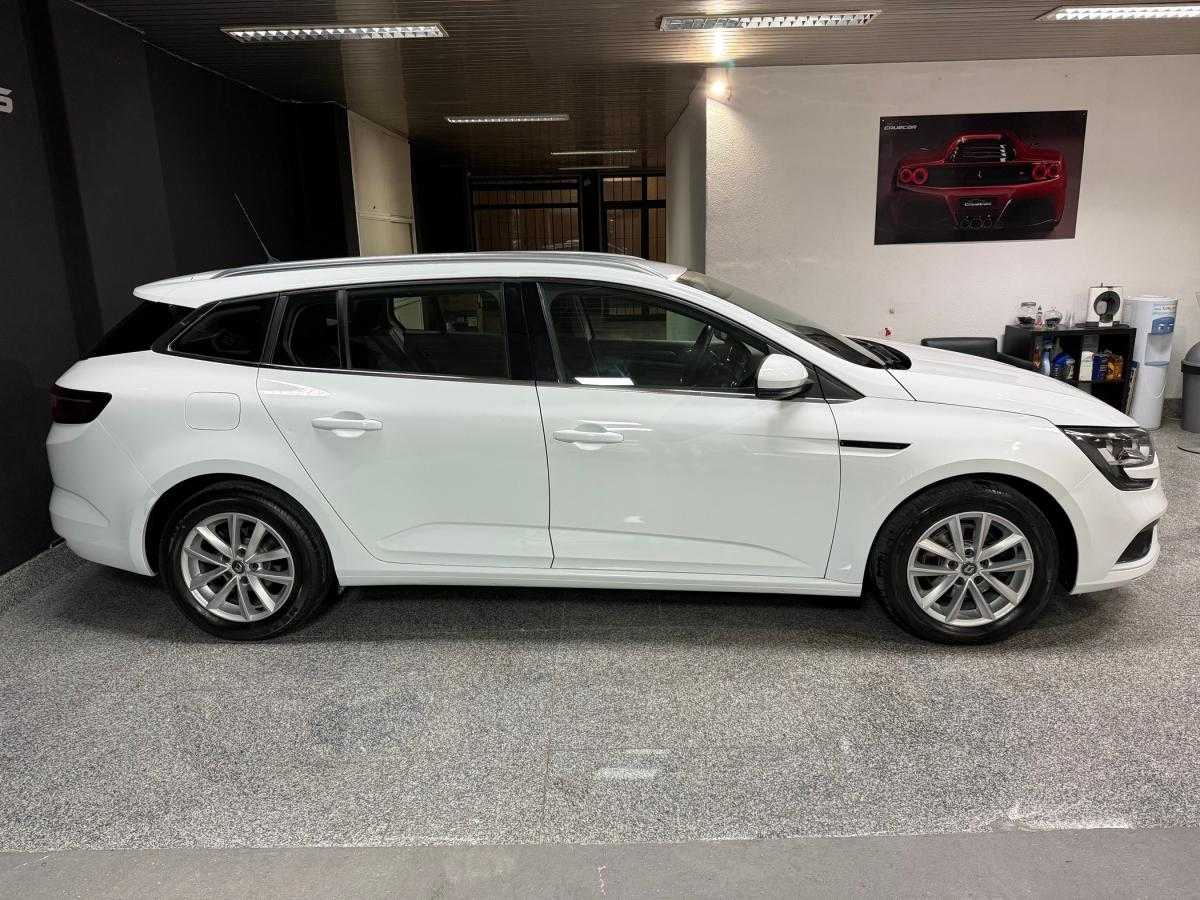 renault-megane-sport-tourer-2020-diesel-1461cc