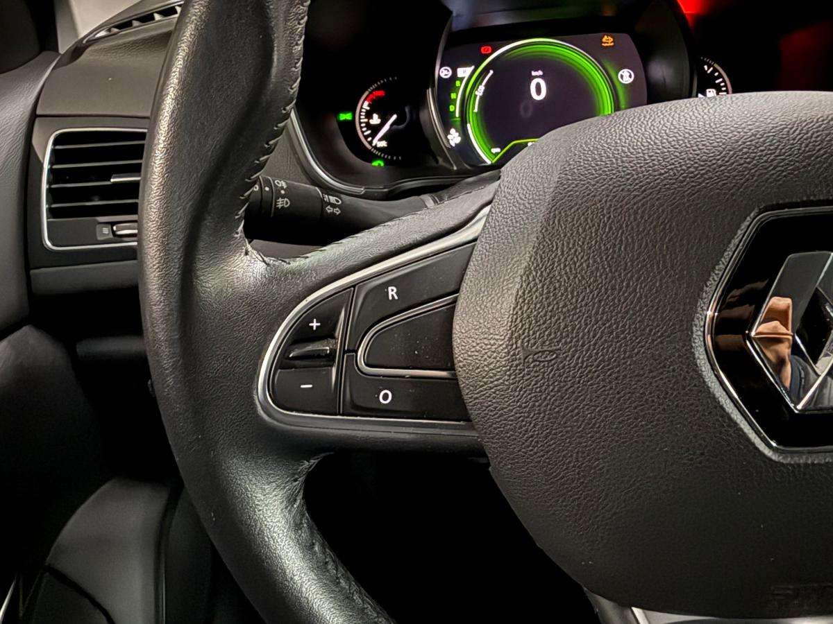 renault-megane-sport-tourer-2020-diesel-1461cc