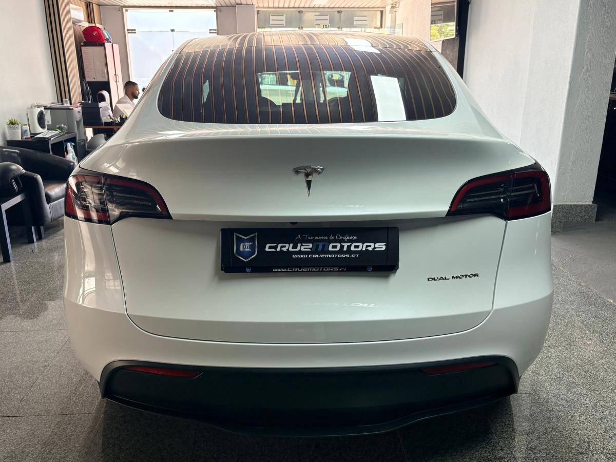 tesla-model-y-2023-eletrico-0cc