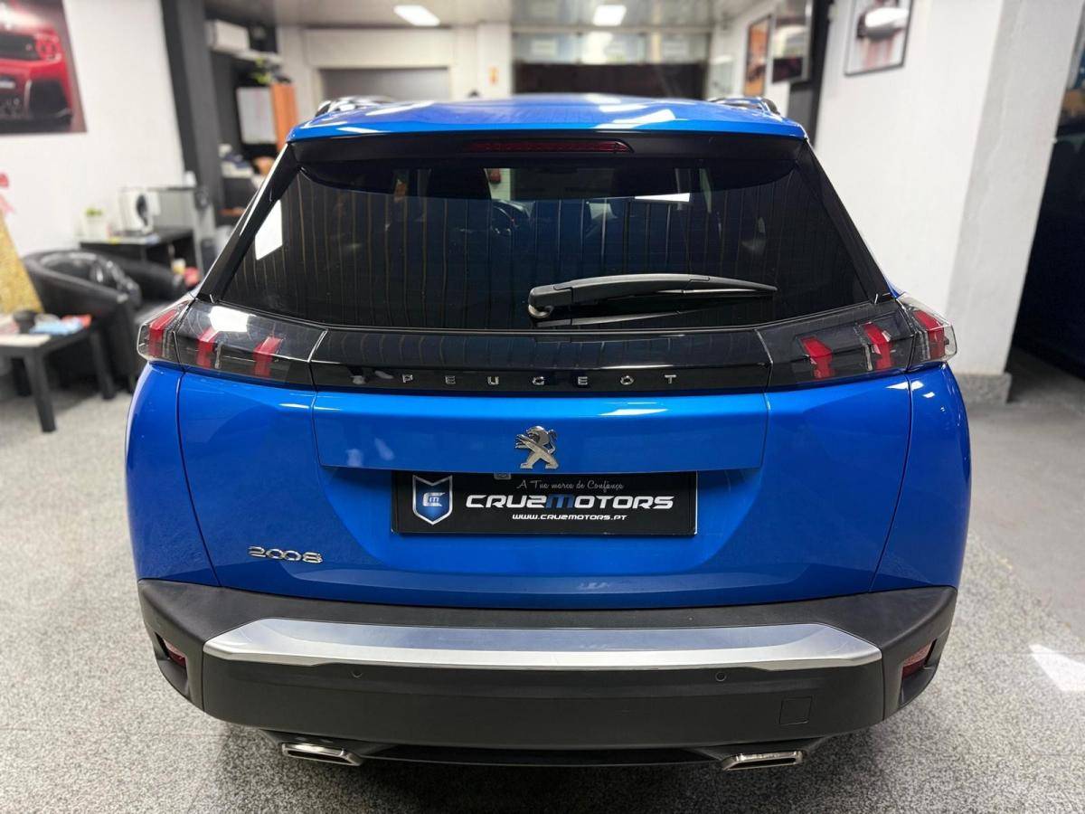 peugeot-2008-2022-gasolina-1199cc