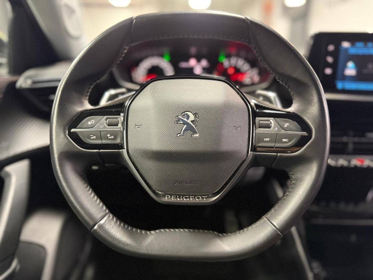 peugeot-2008-2022-gasolina-1199cc