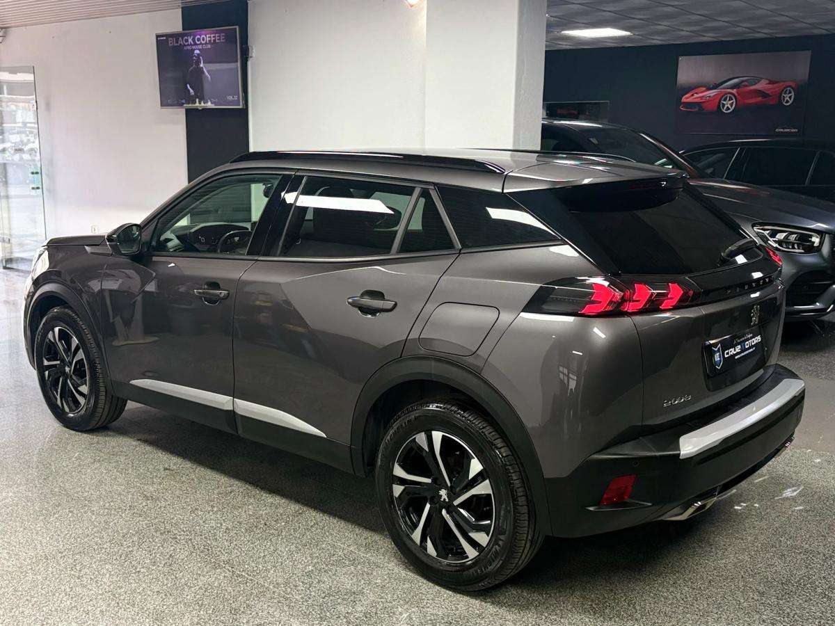 peugeot-2008-2022-gasolina-1199cc