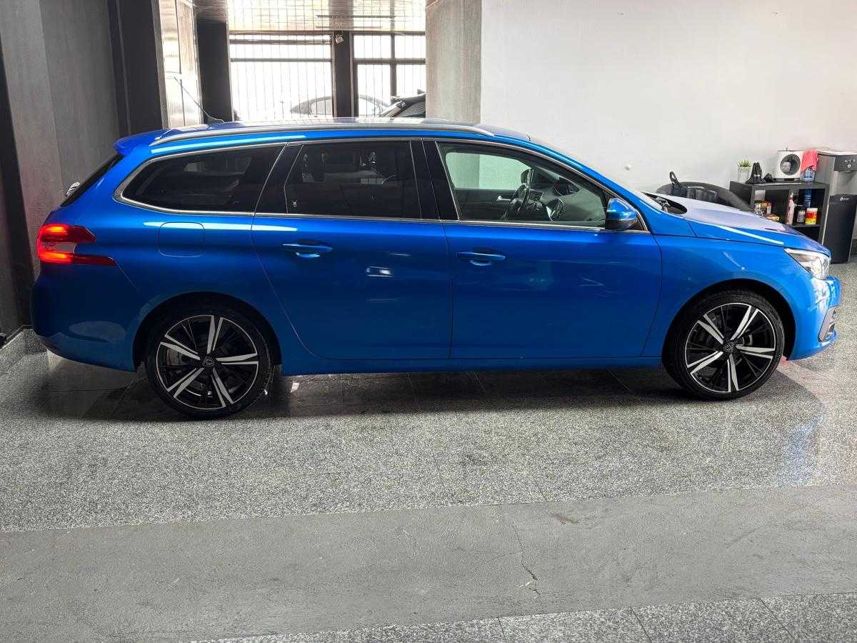 peugeot-308-sw-2021-diesel-1499cc