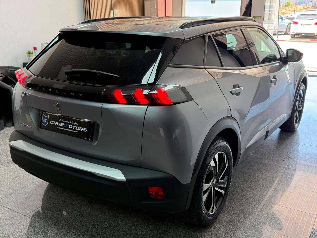 peugeot-2008-2023-eletrico-0cc