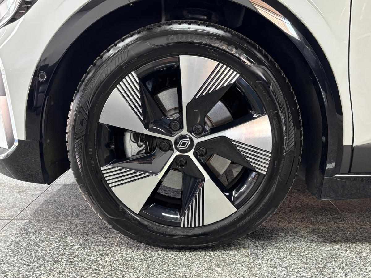 renault-megane-2023-eletrico-0cc
