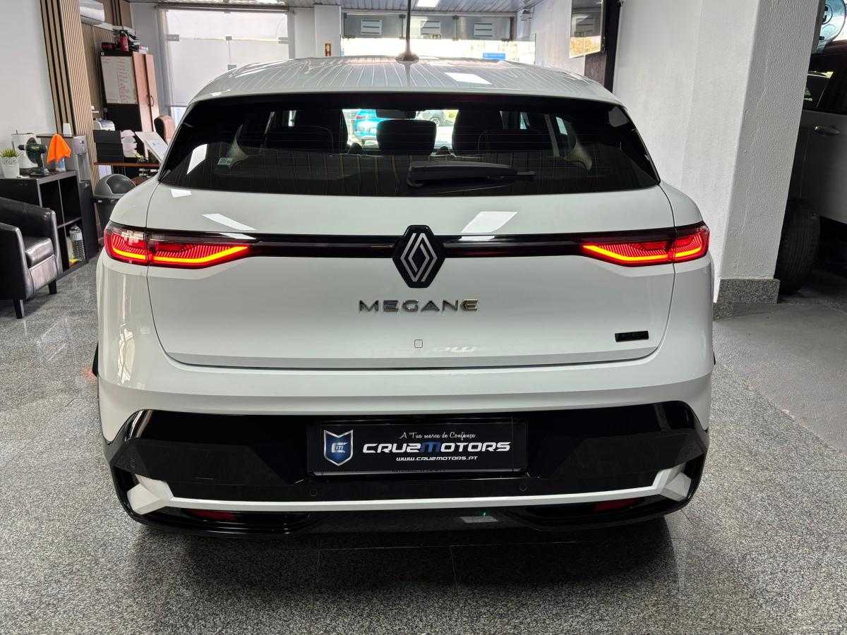 renault-megane-2023-eletrico-0cc
