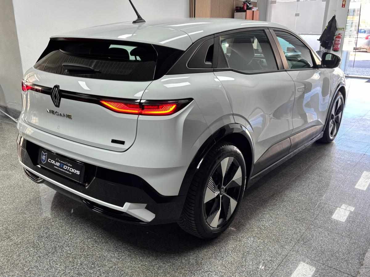 renault-megane-2023-eletrico-0cc