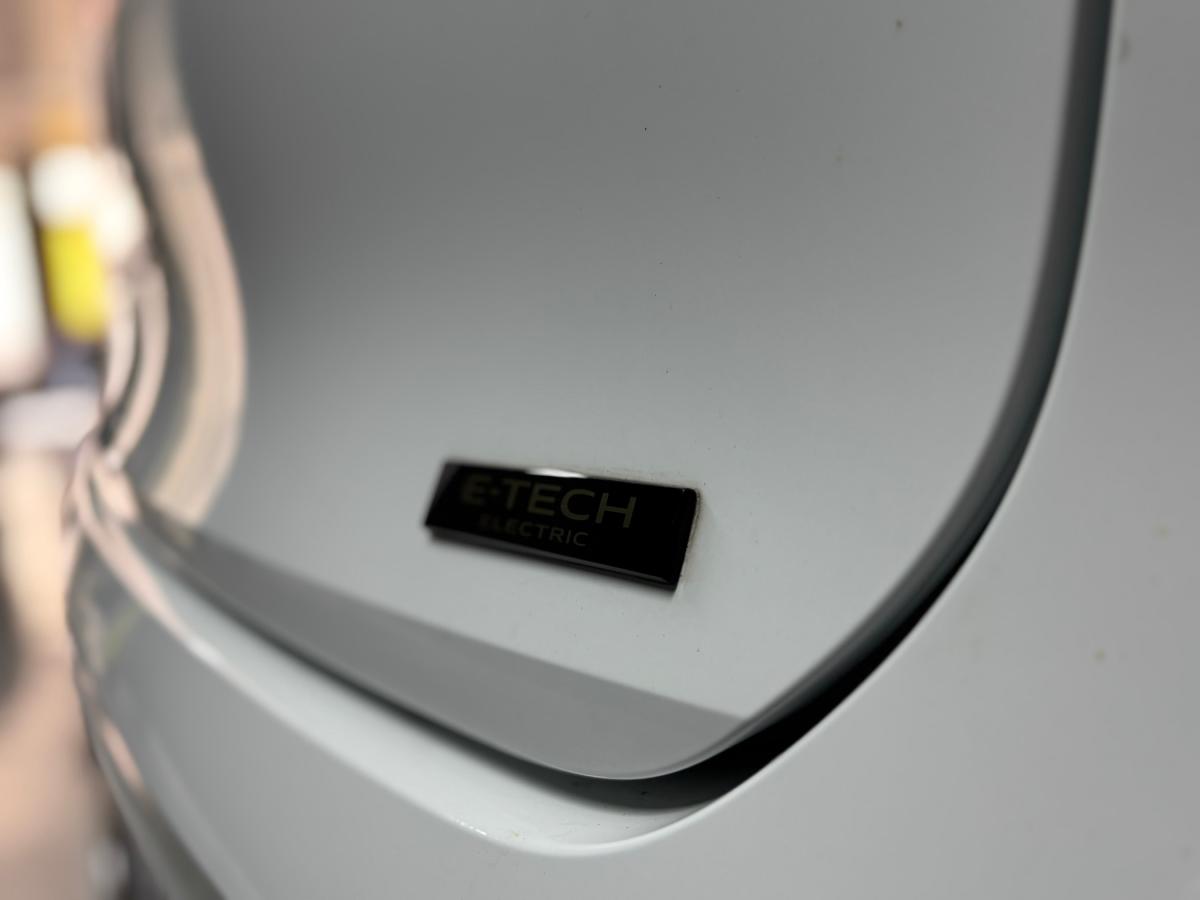 renault-megane-2023-eletrico-0cc