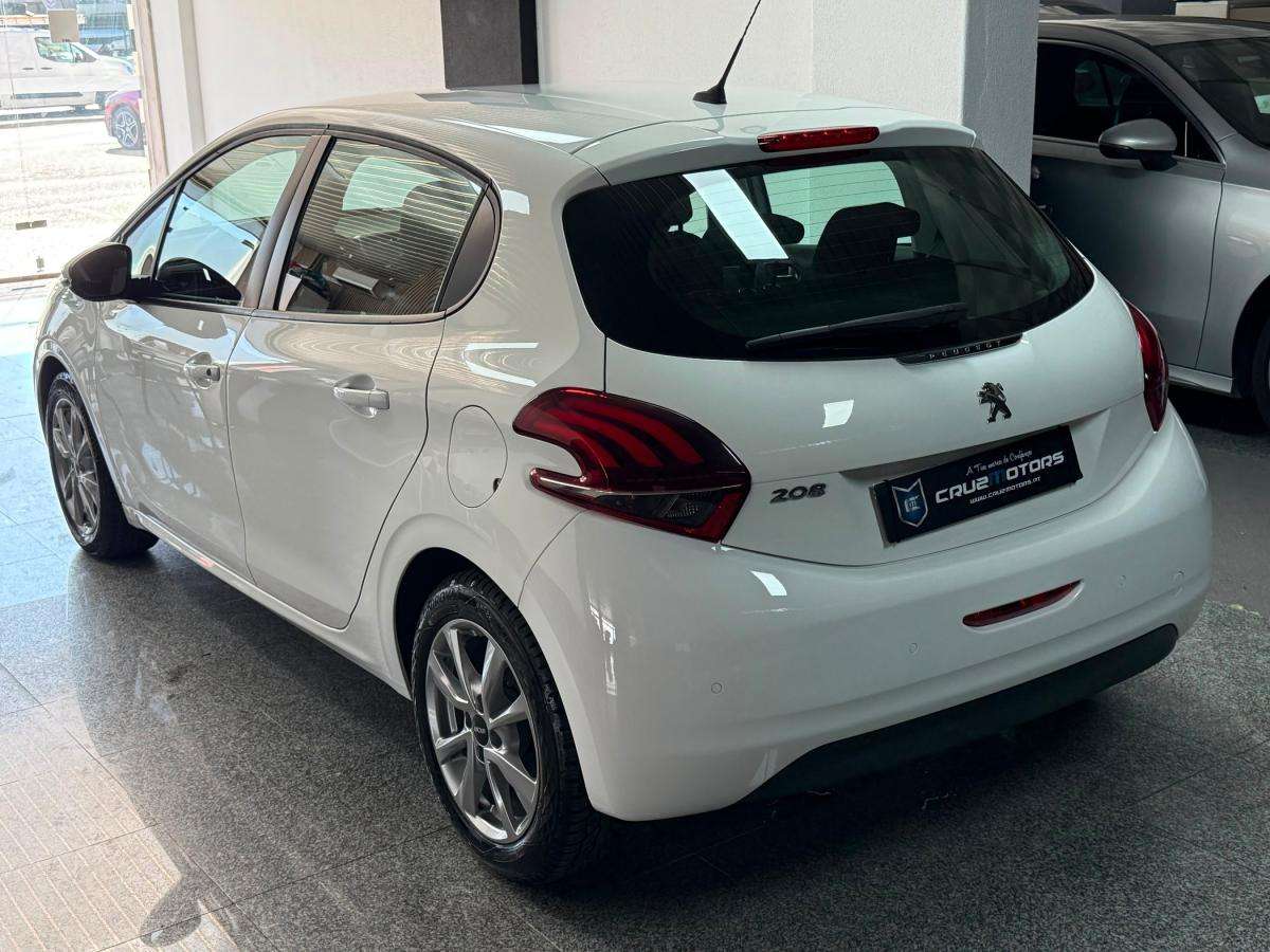 peugeot-208-2019-gasolina-1199cc