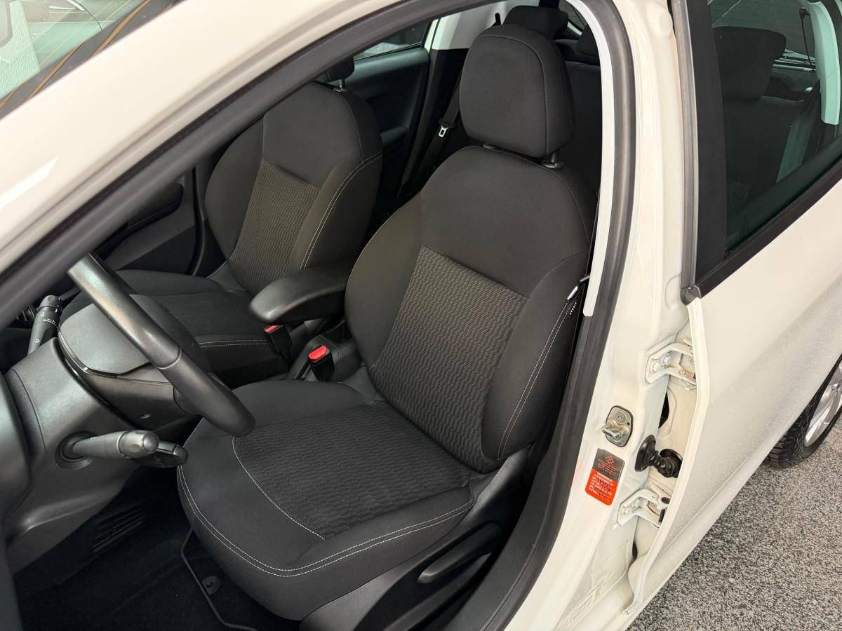 peugeot-208-2019-gasolina-1199cc