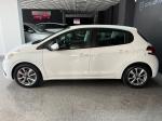 peugeot-208-2019-gasolina-1199cc