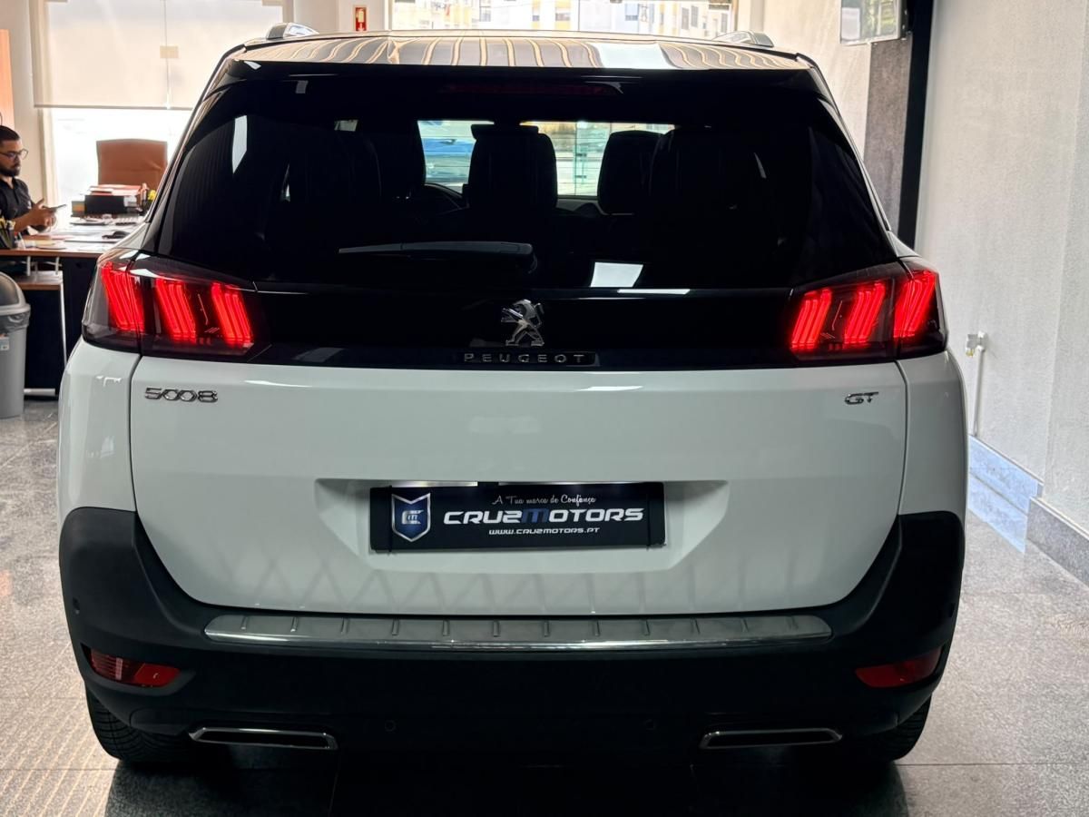 peugeot-5008-2022-diesel-1499cc