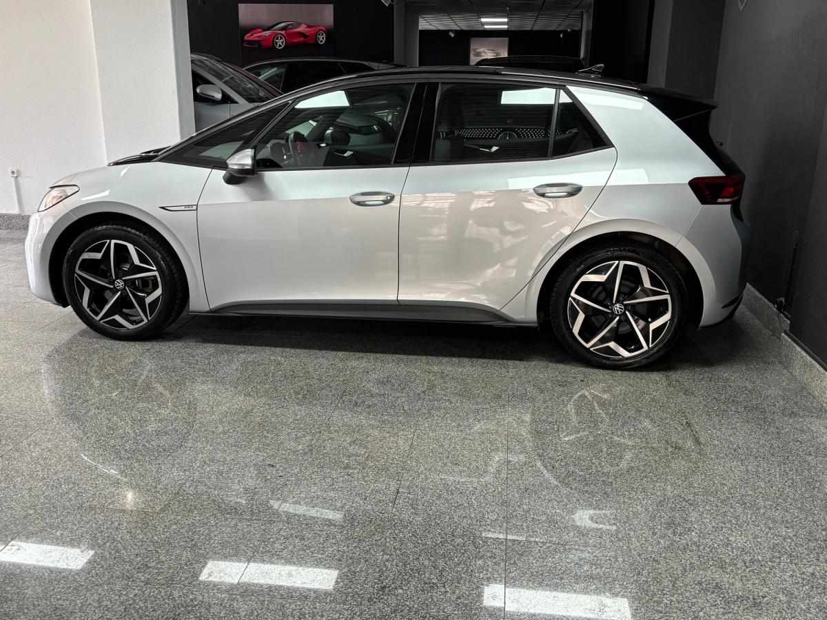 volkswagen-id-3-2022-eletrico-500cc