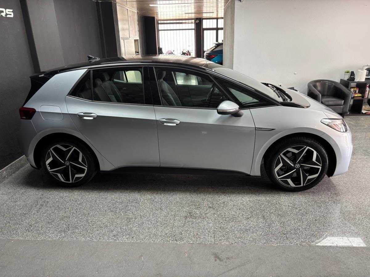 volkswagen-id-3-2022-eletrico-500cc