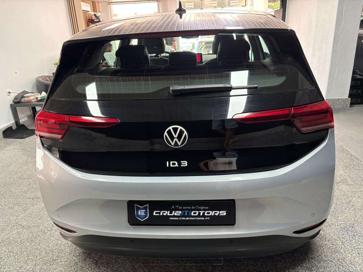 volkswagen-id-3-2022-eletrico-500cc