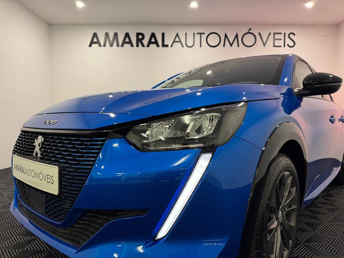 peugeot-208-2022-eletrico-500cc