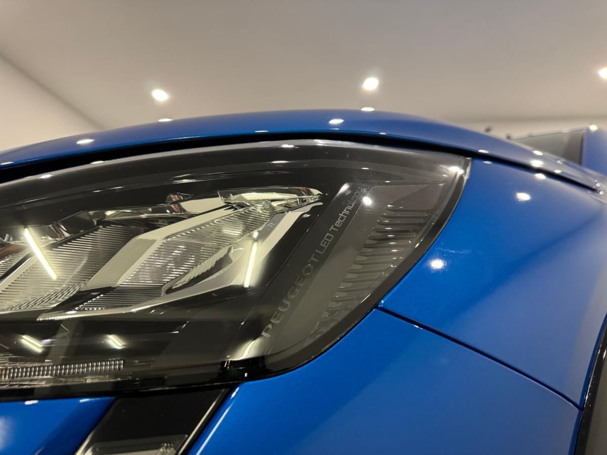 peugeot-208-2022-eletrico-500cc