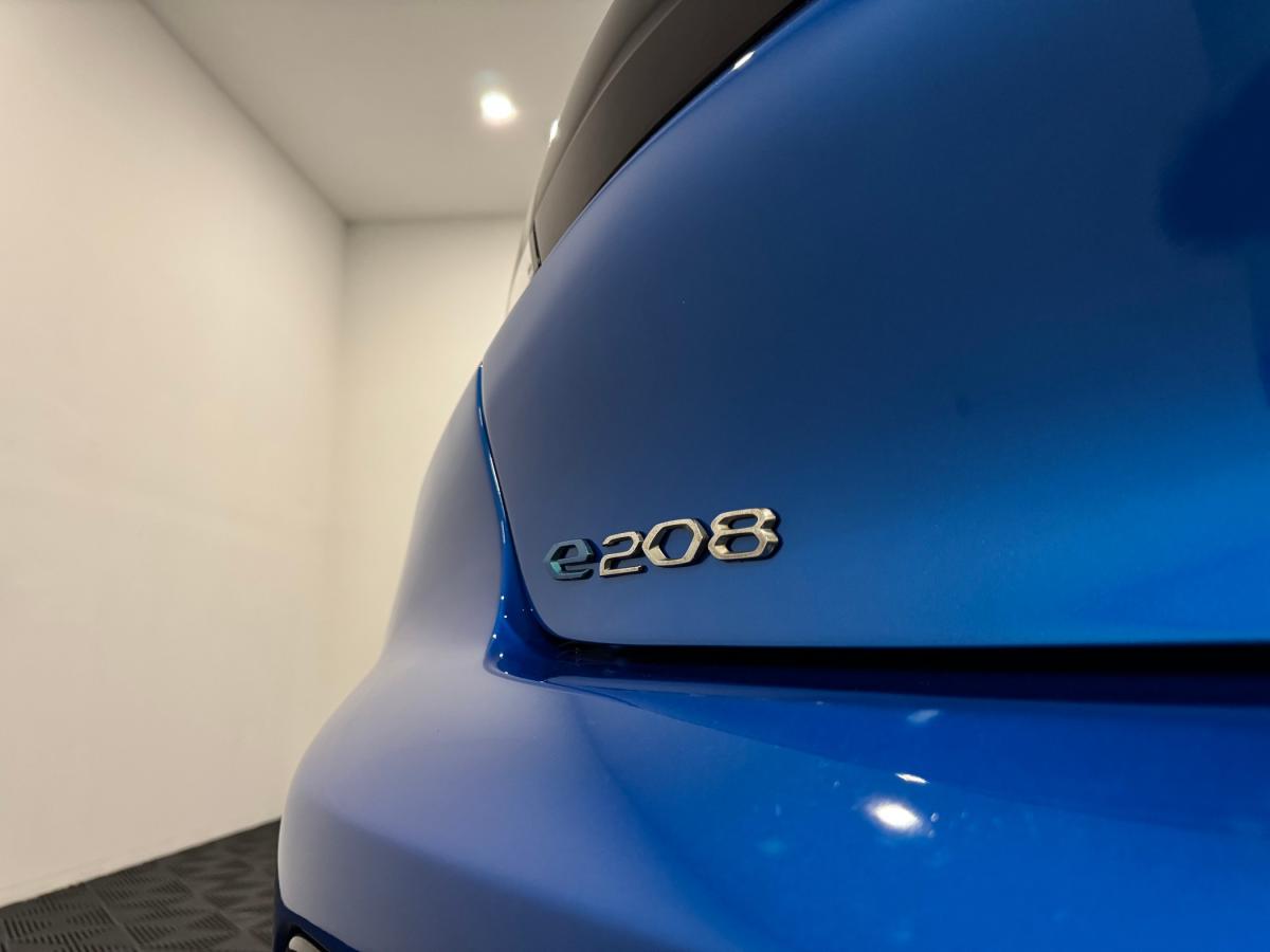 peugeot-208-2022-eletrico-500cc