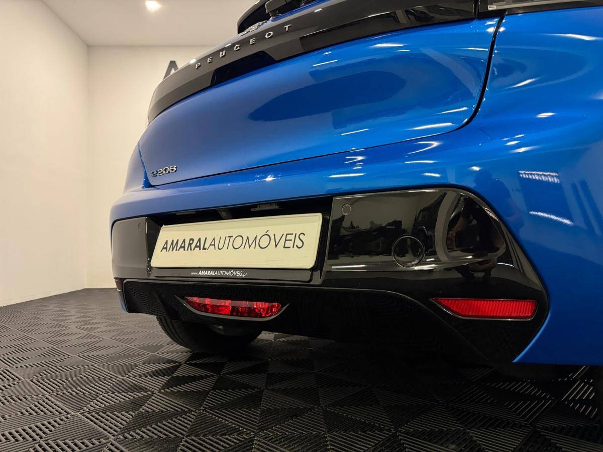 peugeot-208-2022-eletrico-500cc