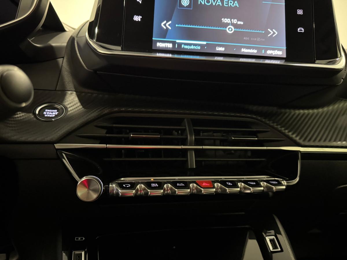 peugeot-208-2022-eletrico-500cc