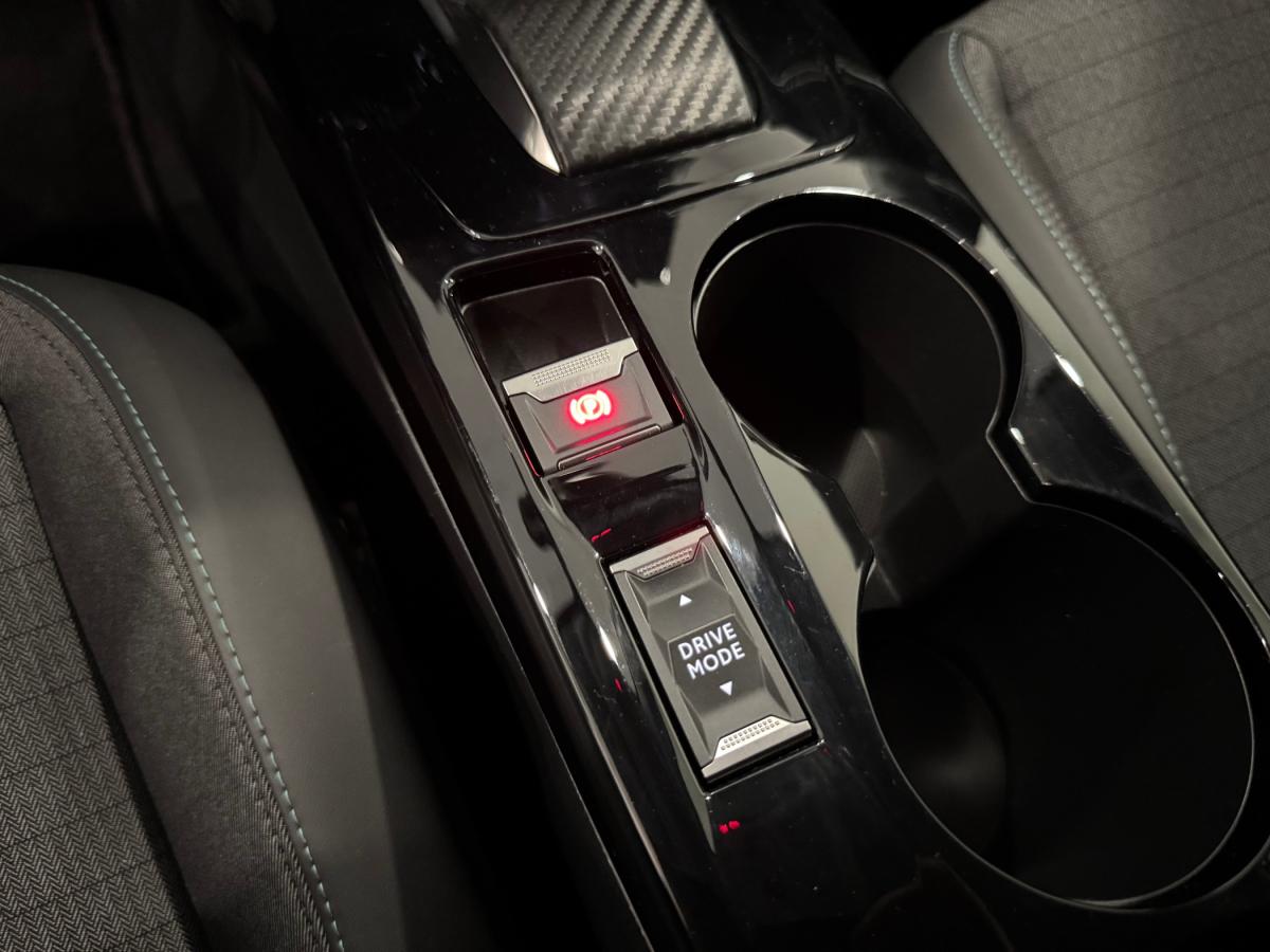 peugeot-208-2022-eletrico-500cc