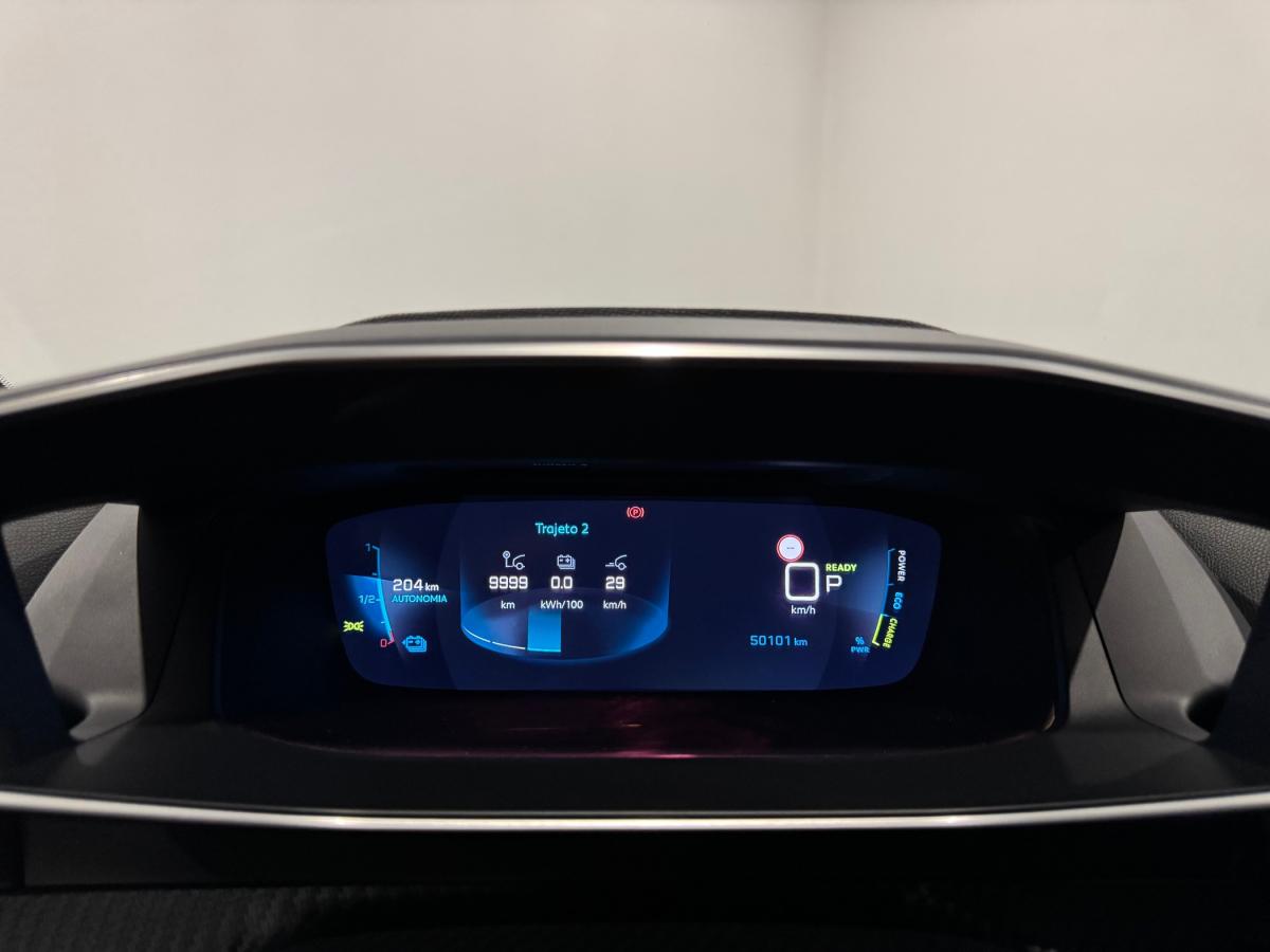 peugeot-208-2022-eletrico-500cc