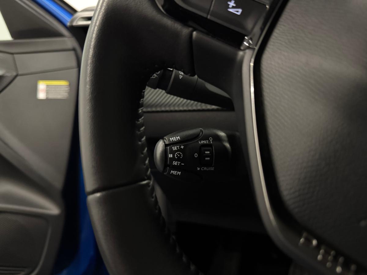 peugeot-208-2022-eletrico-500cc