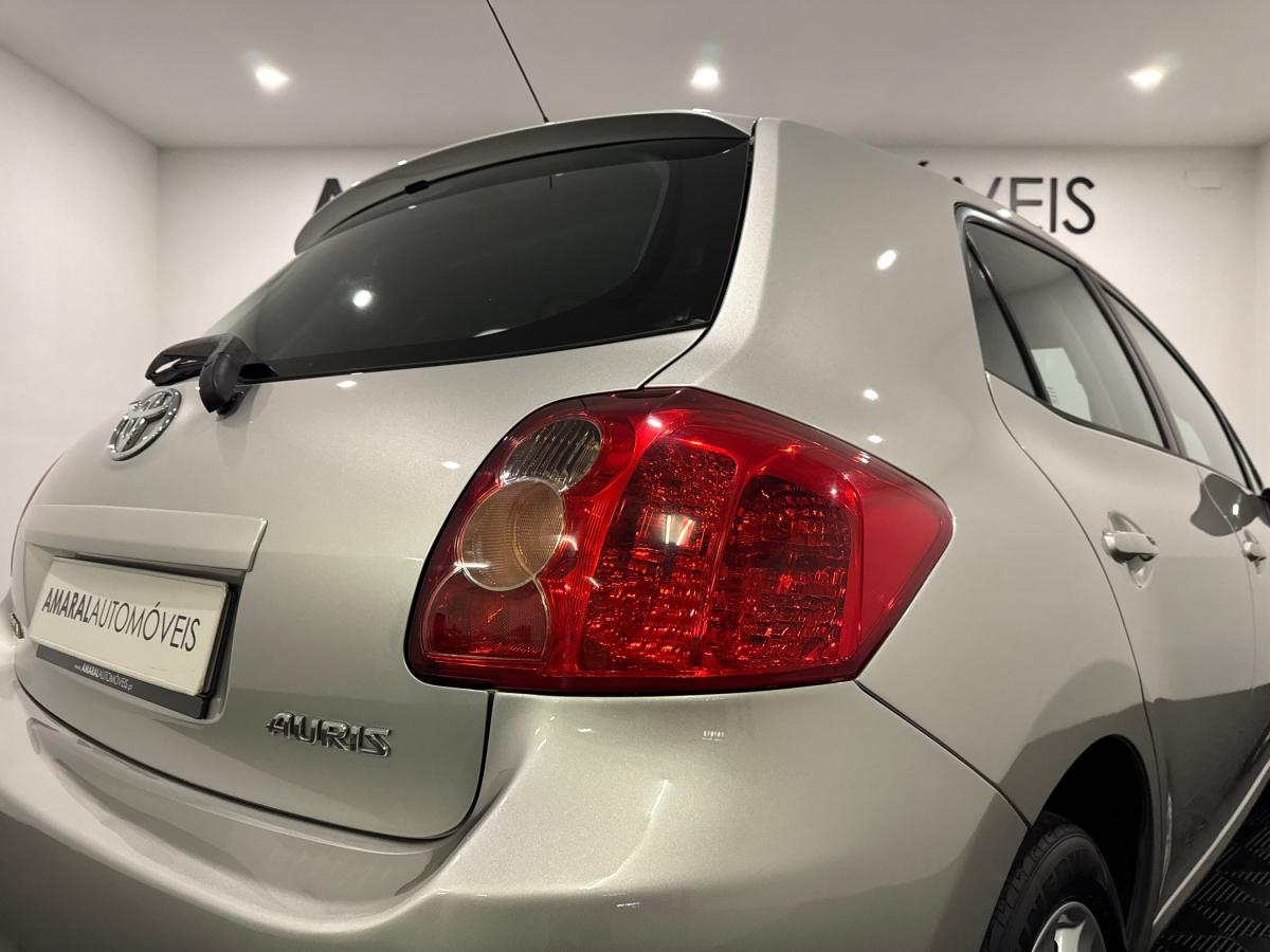toyota-auris-2008-diesel-1364cc