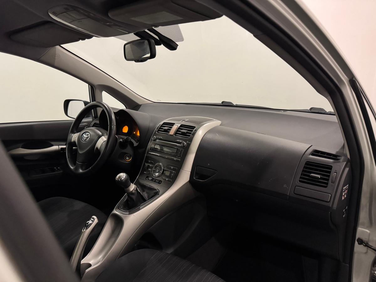 toyota-auris-2008-diesel-1364cc