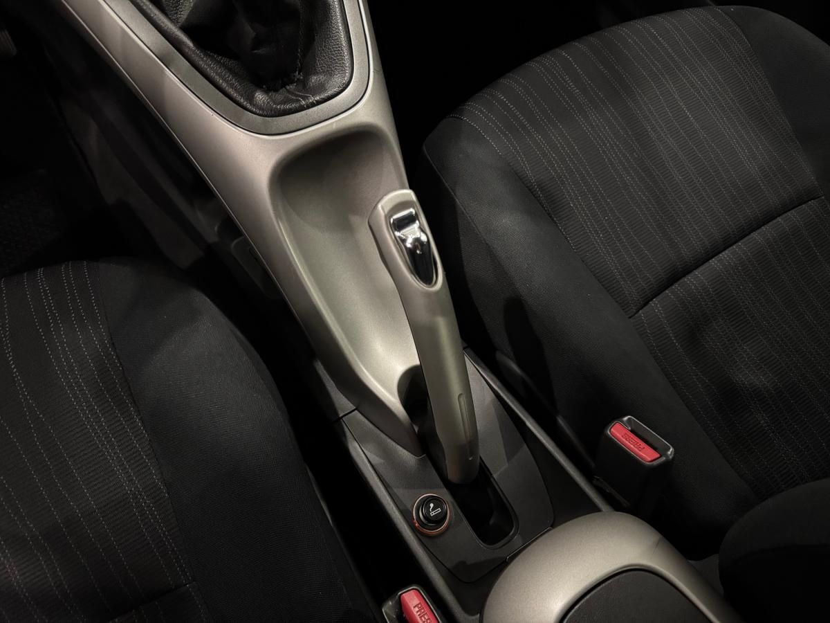toyota-auris-2008-diesel-1364cc