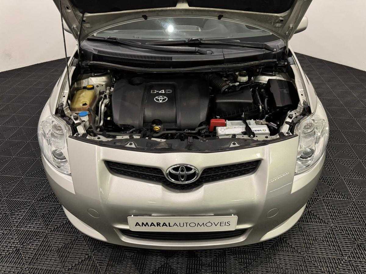 toyota-auris-2008-diesel-1364cc