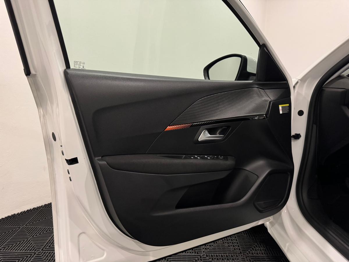 peugeot-208-2021-eletrico-500cc