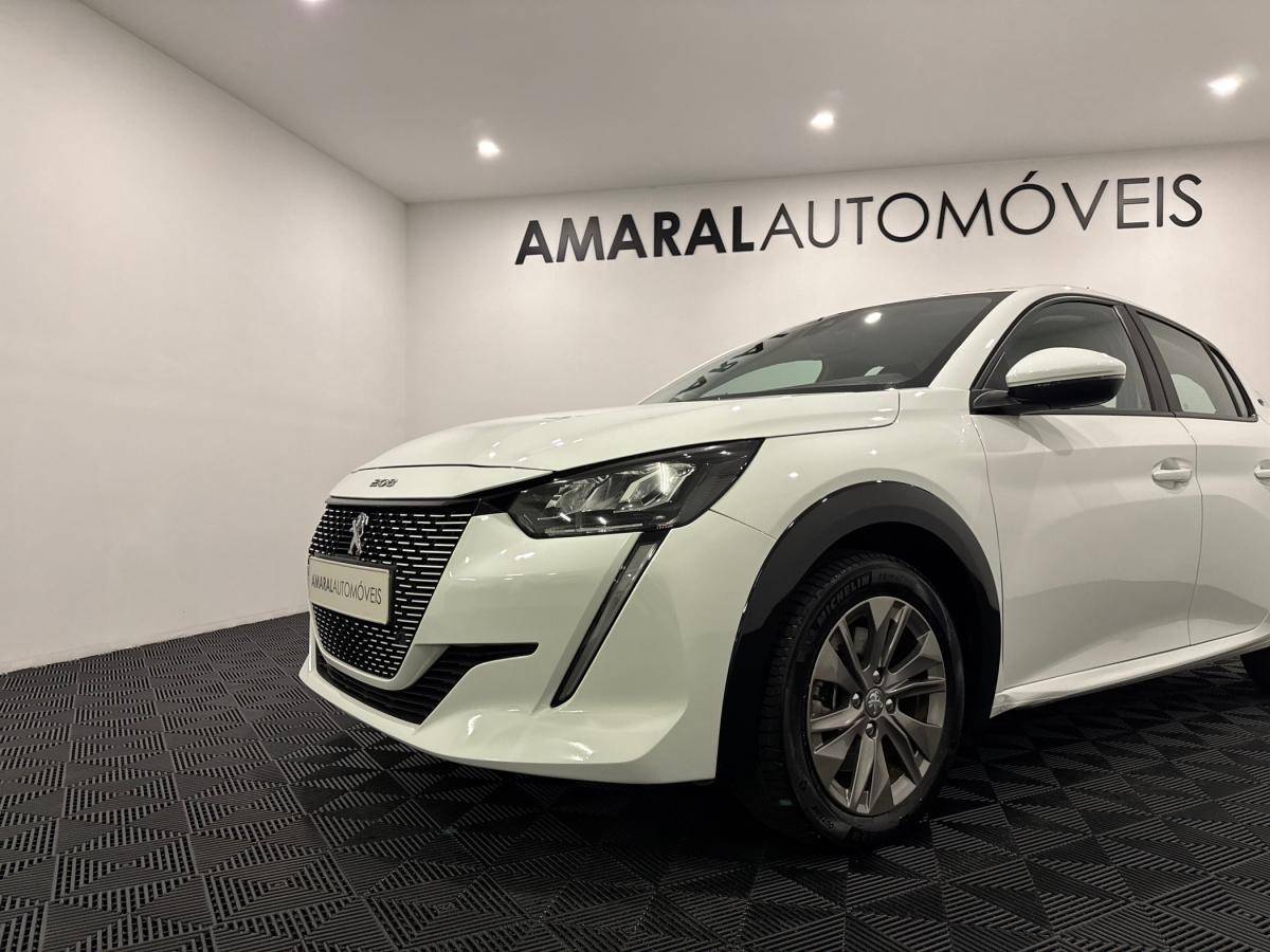 peugeot-208-2021-eletrico-500cc