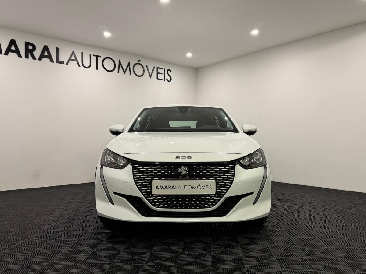 peugeot-208-2021-eletrico-500cc