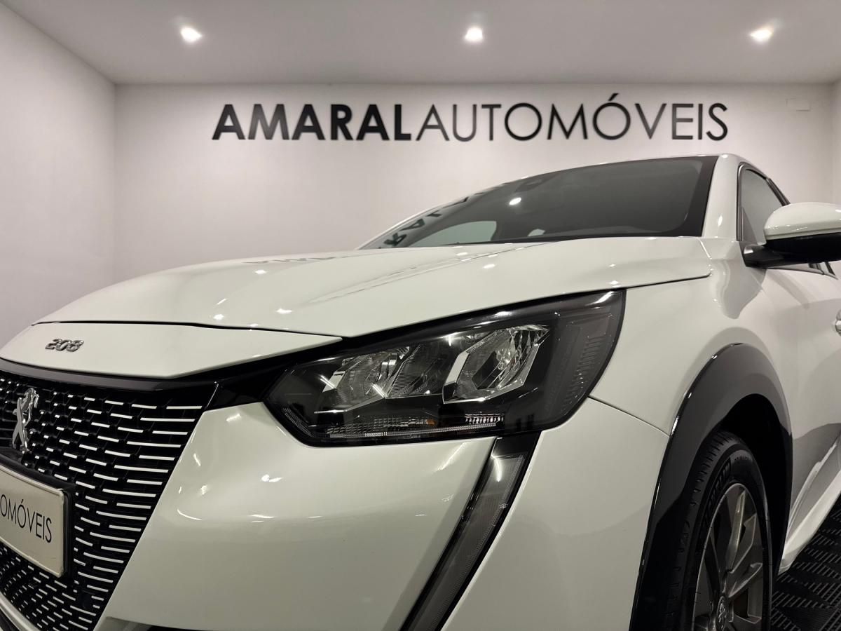 peugeot-208-2021-eletrico-500cc