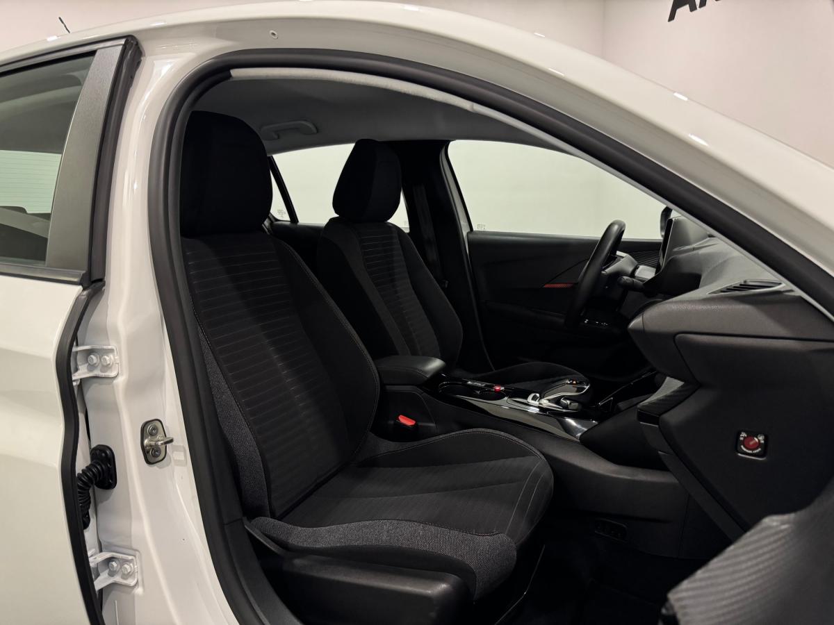 peugeot-208-2021-eletrico-500cc