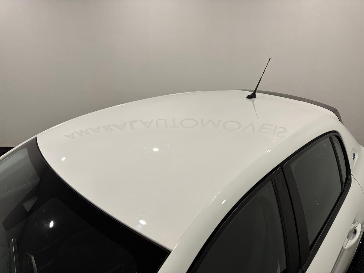peugeot-208-2021-eletrico-500cc