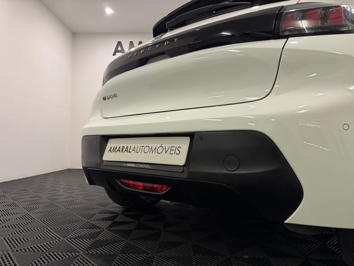 peugeot-208-2021-eletrico-500cc