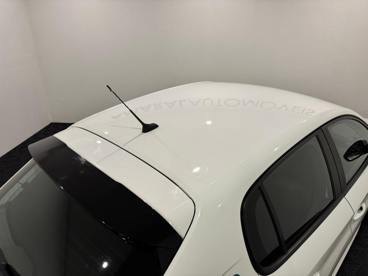 peugeot-208-2021-eletrico-500cc