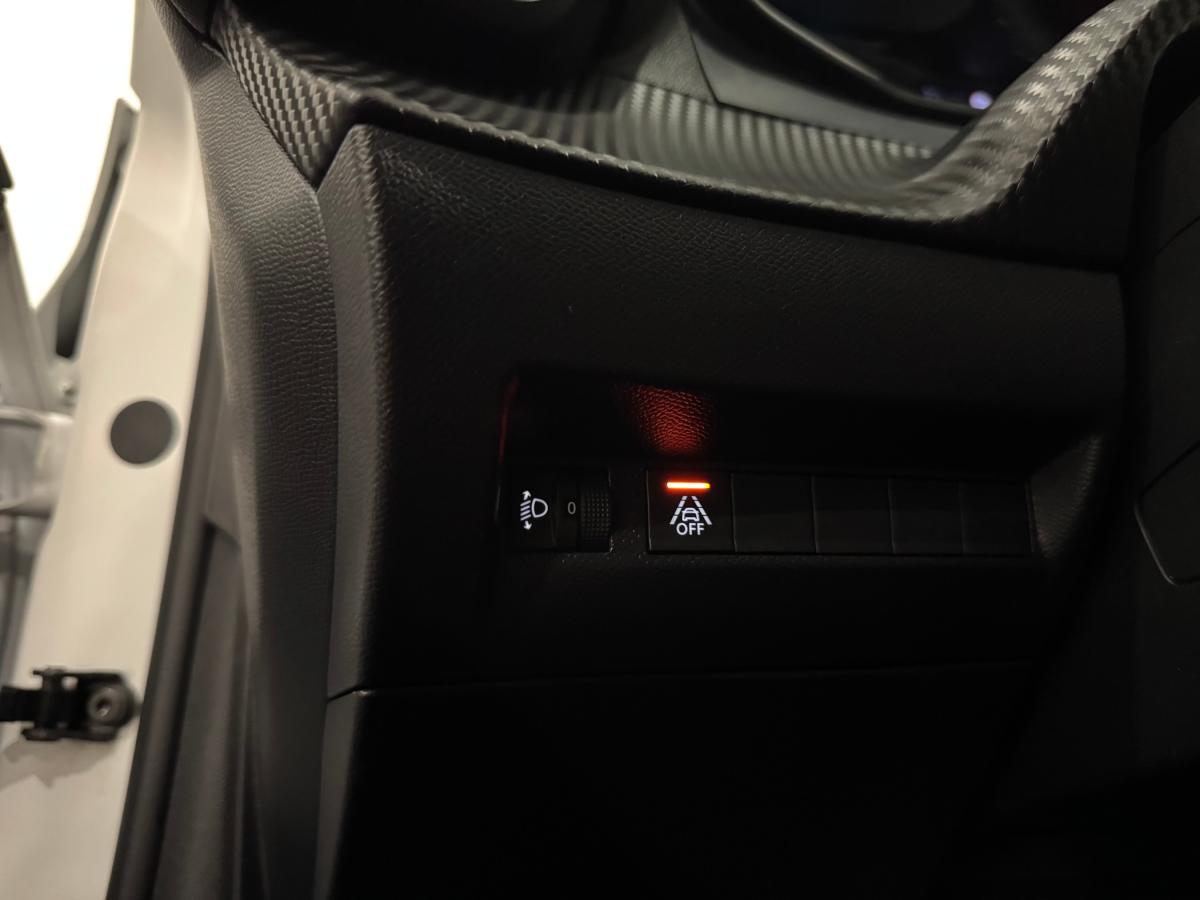 peugeot-208-2021-eletrico-500cc