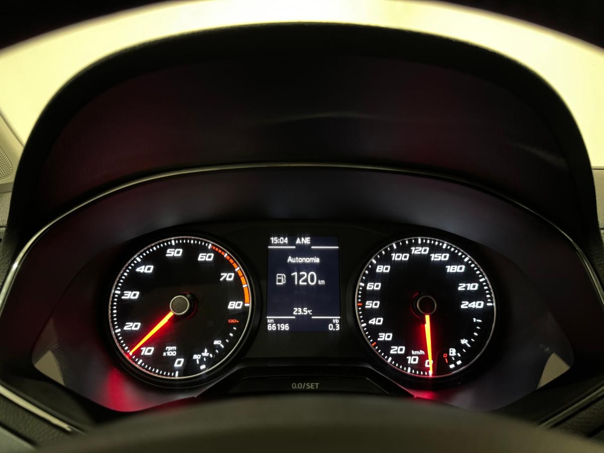 seat-arona-2018-gasolina-999cc