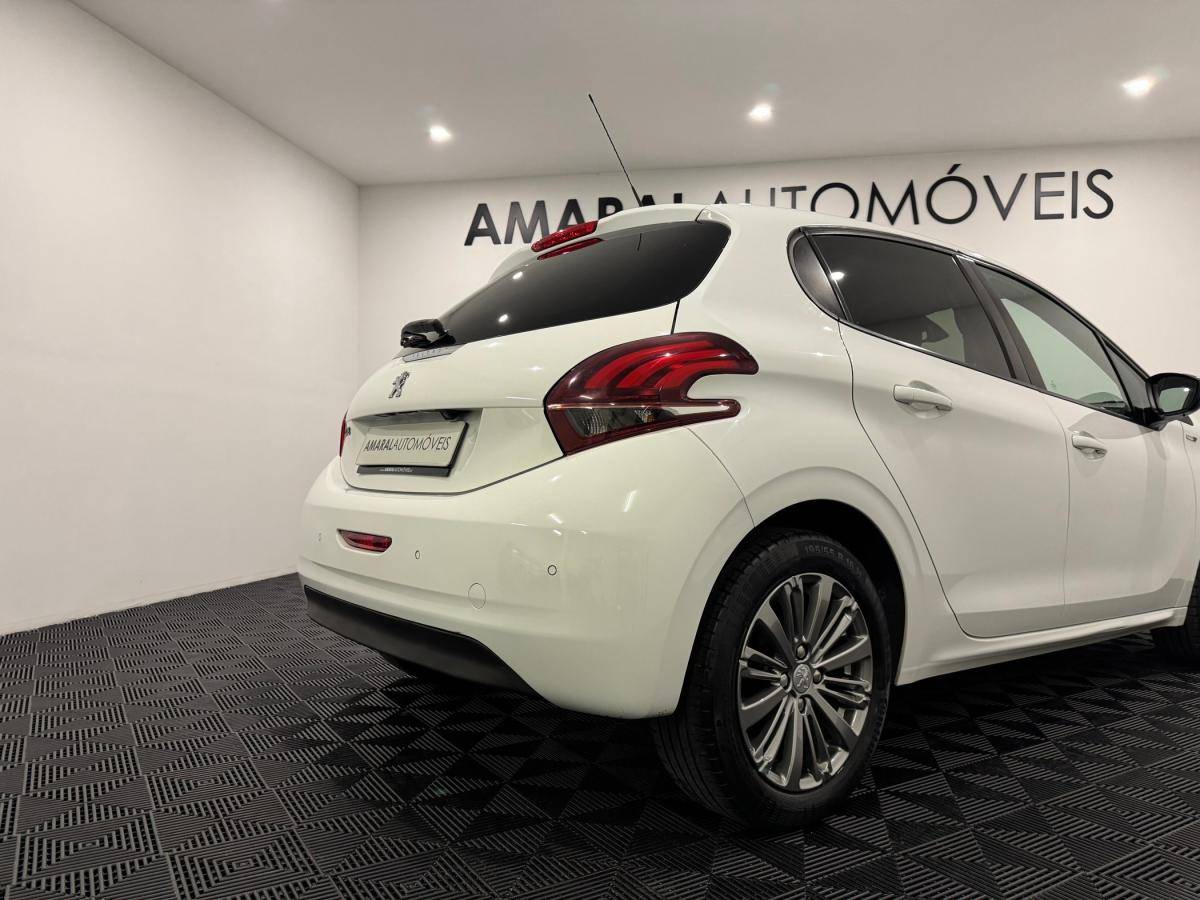 peugeot-208-2017-diesel-1560cc