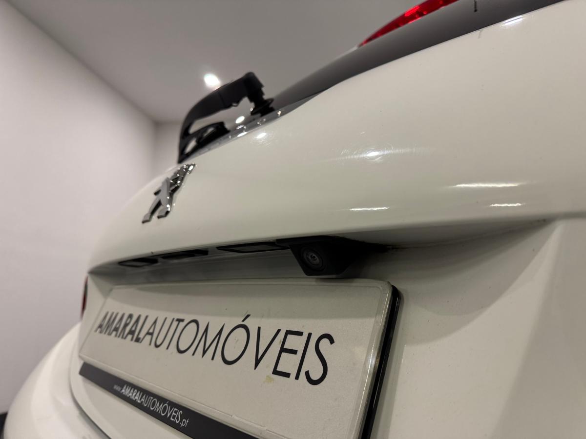 peugeot-208-2017-diesel-1560cc
