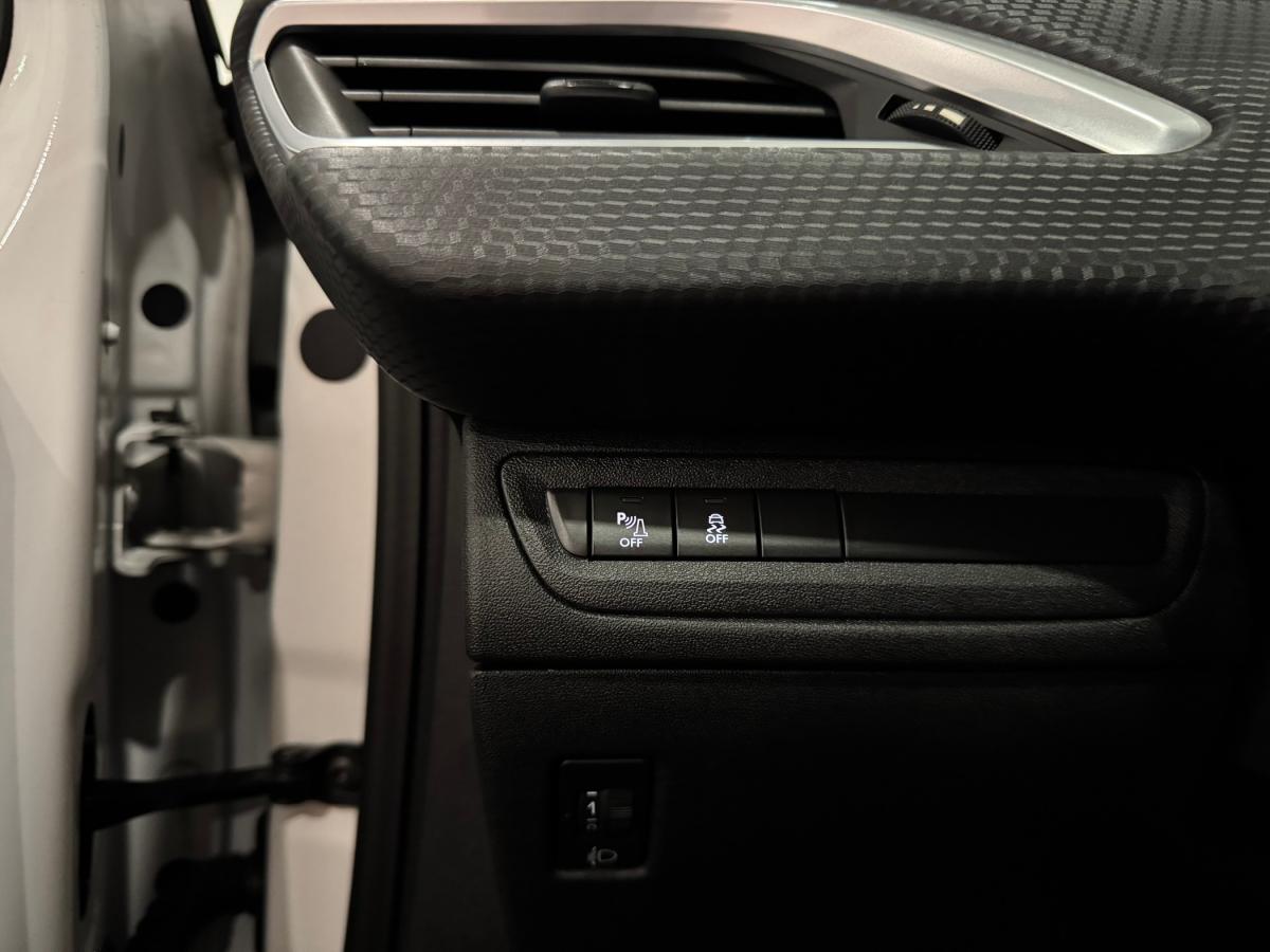 peugeot-208-2017-diesel-1560cc