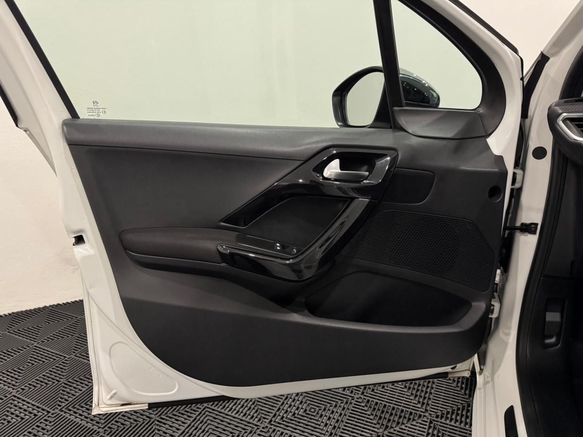 peugeot-208-2017-diesel-1560cc