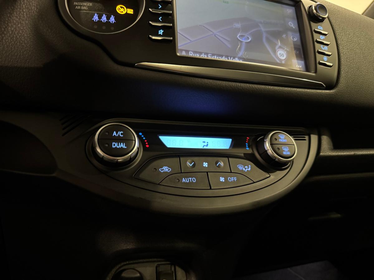 toyota-yaris-2018-gasolina-1496cc