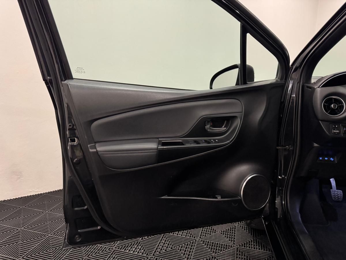 toyota-yaris-2018-gasolina-1496cc