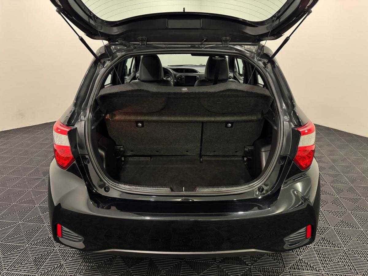 toyota-yaris-2018-gasolina-1496cc