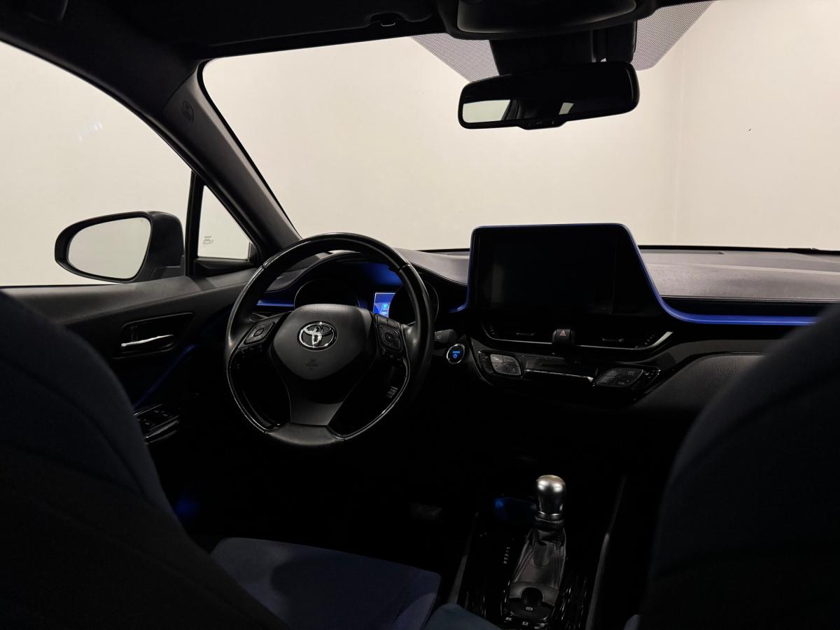 toyota-c-hr-2016-hibrido-a-gasolina-1798cc